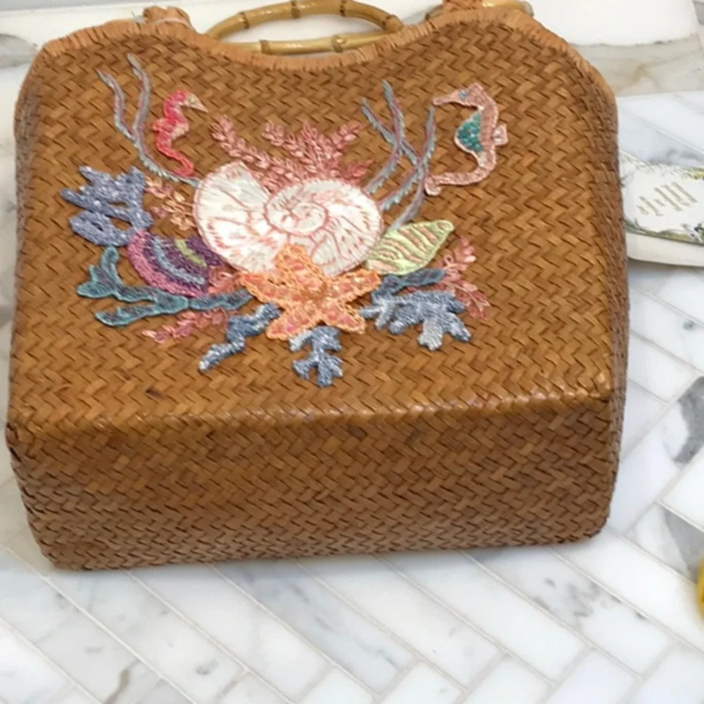 Cappelli Straw handbag nwt, summer beach bag, seashells, bamboo handles - Picture 10 of 13